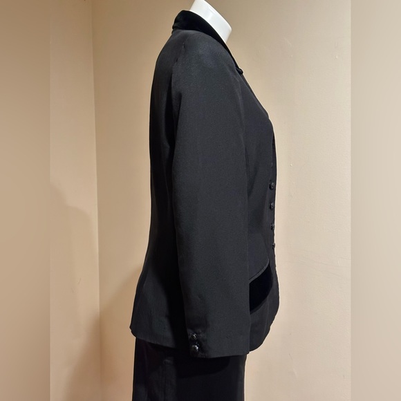 Vintage Black Jacket velvet pockets & Collar decorative Buttons No Tag S… - Picture 5 of 10